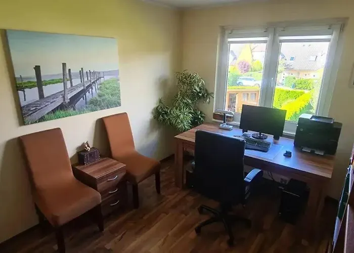 Modern Townhouse, Quiet And Close To The Centre. برلين