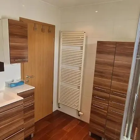 Semesterbostad Modern Townhouse, Quiet And Close To The Centre. Berlin